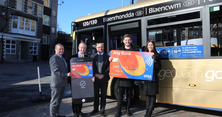 Dulliau digyffwrdd yw’r dyfodol i Stagecoach yn Ne Cymru