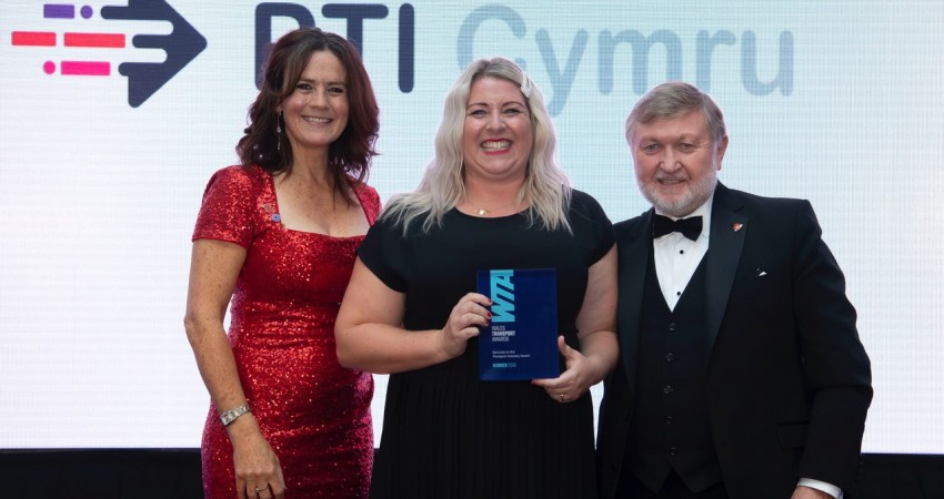 wales-transport-award-nomination-traveline-cymru wales-transport-award-nomination-traveline-cymru