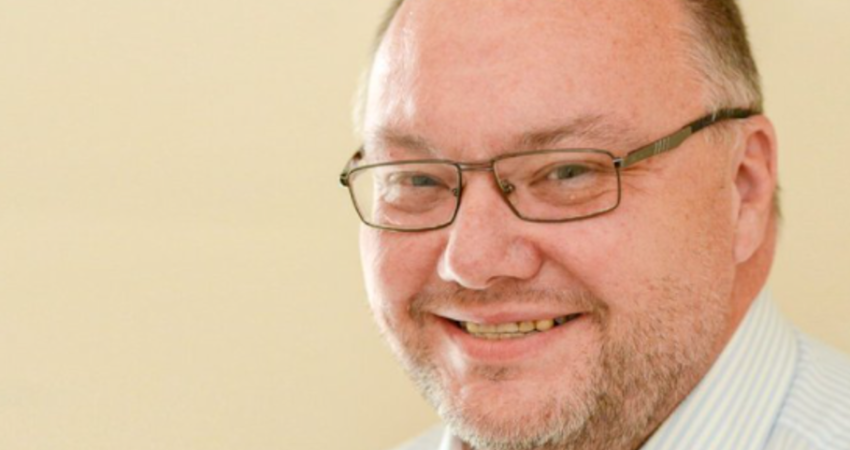 Barclay_Davies_Bus_Users_Cymru_MBE Barclay_Davies_Bus_Users_Cymru_MBE